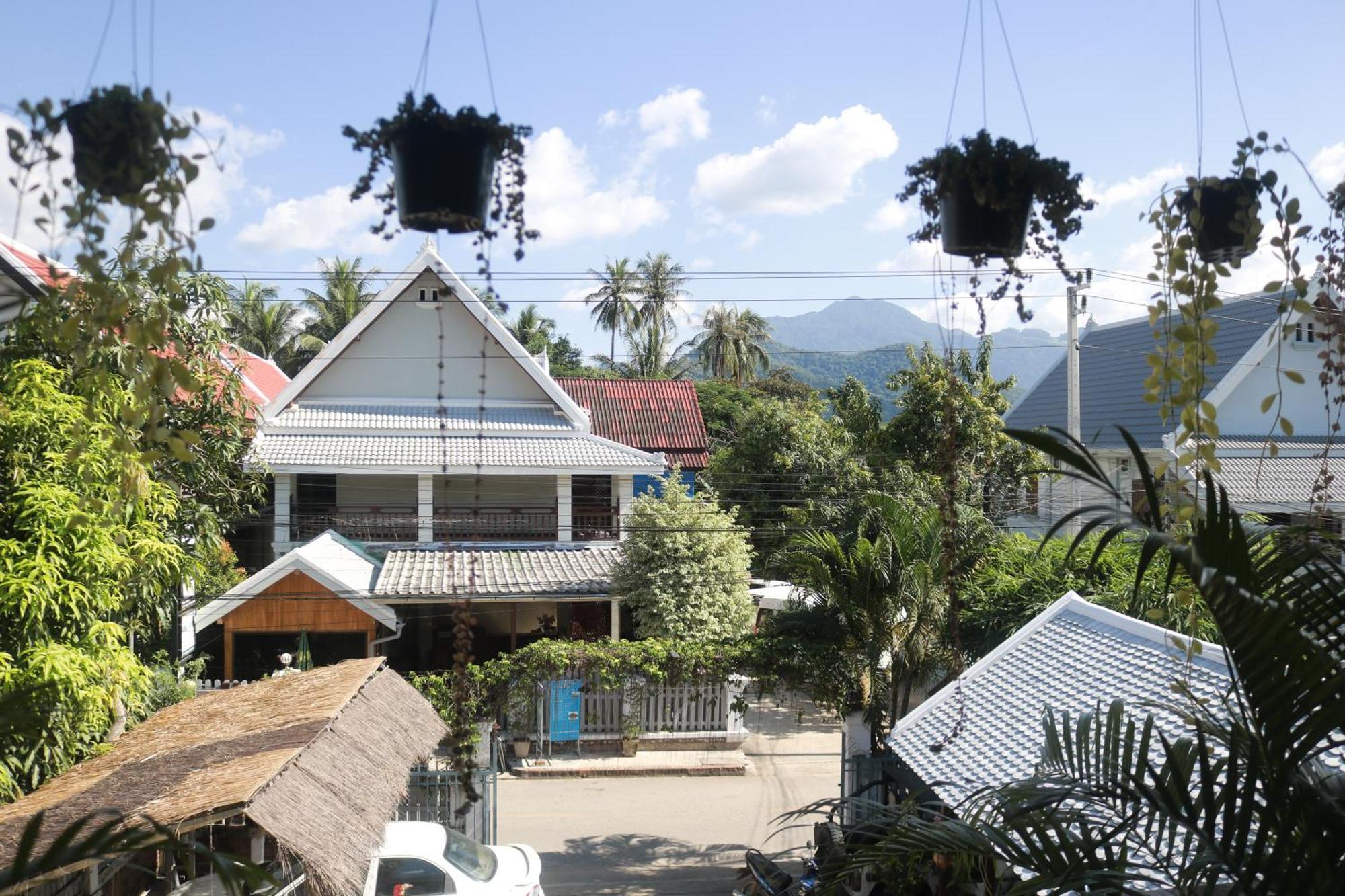 Moon'S House Luangprabang Hotel Exterior photo